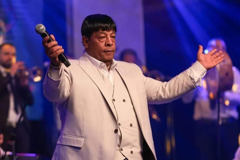 الفنان عبد الباسط حمودة 