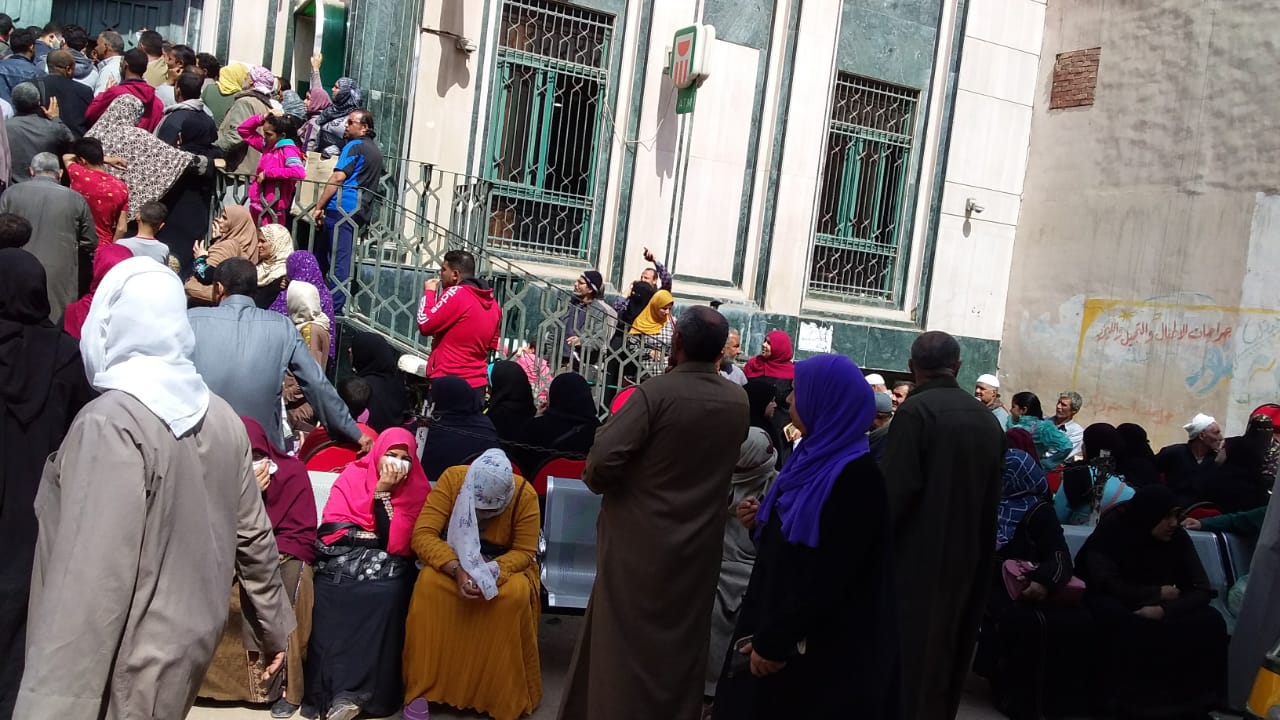 زحام على شهادات البنوك