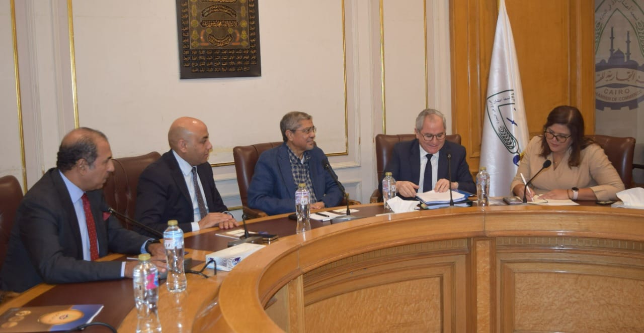 مباحثات بين غرفة القاهرة والإكوادور لتعزيز العلاقات الثنائية الاقتصادية