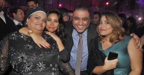 شيرين مع عائلتها