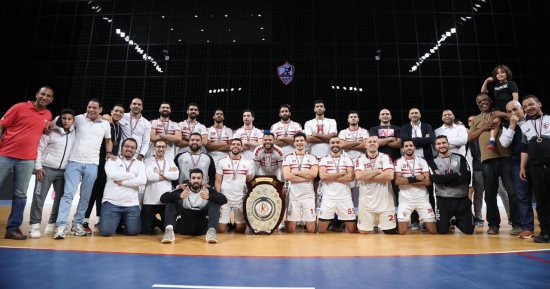 لحظة تتويج الزمالك بدوري المحترفين لكرة اليد
