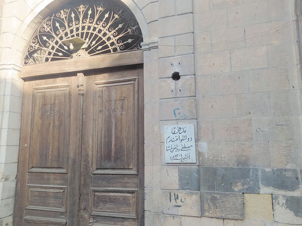 إزالة المقابر بين المنفعة العامة وحفظ التراث