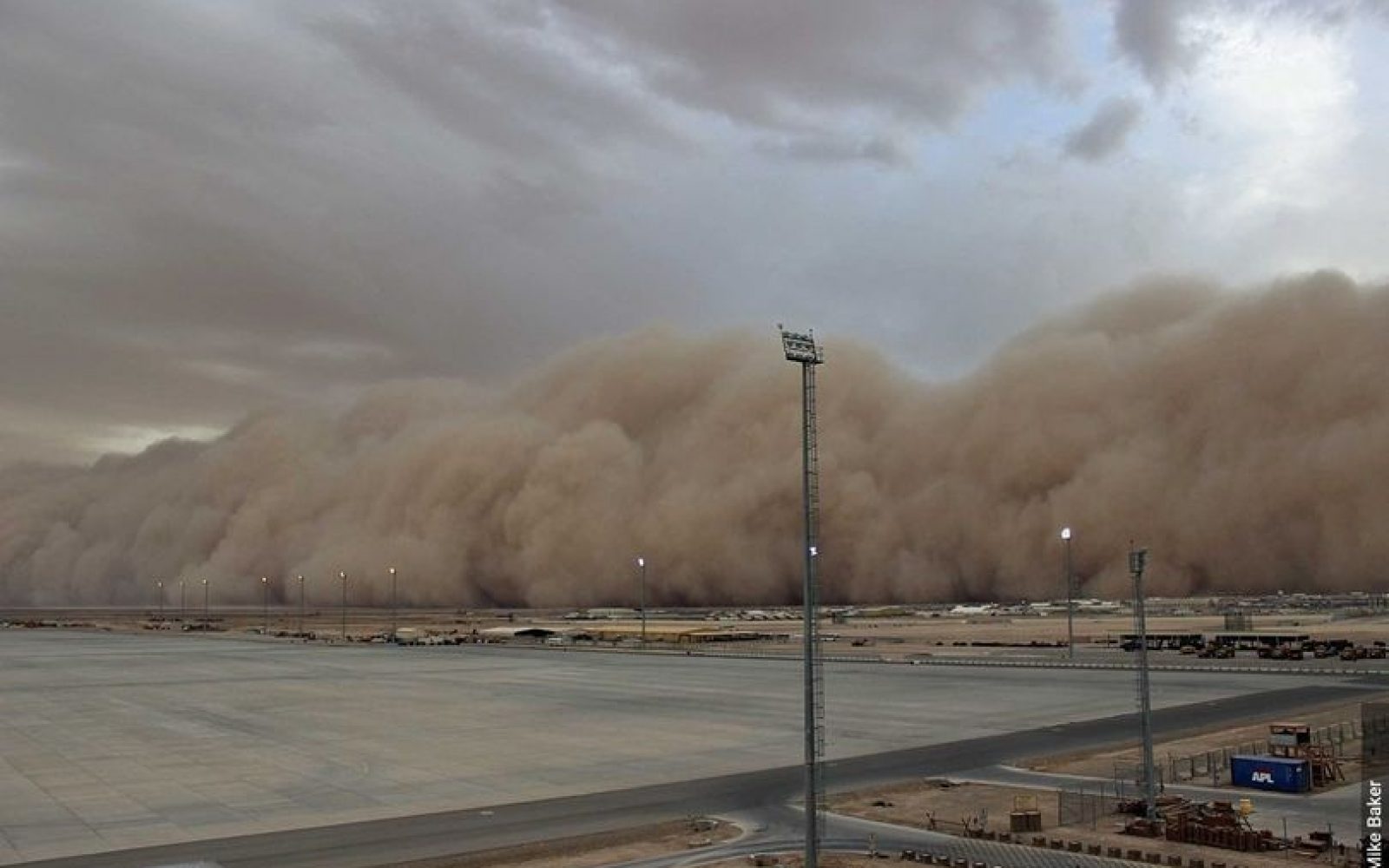 رياح الخماسين