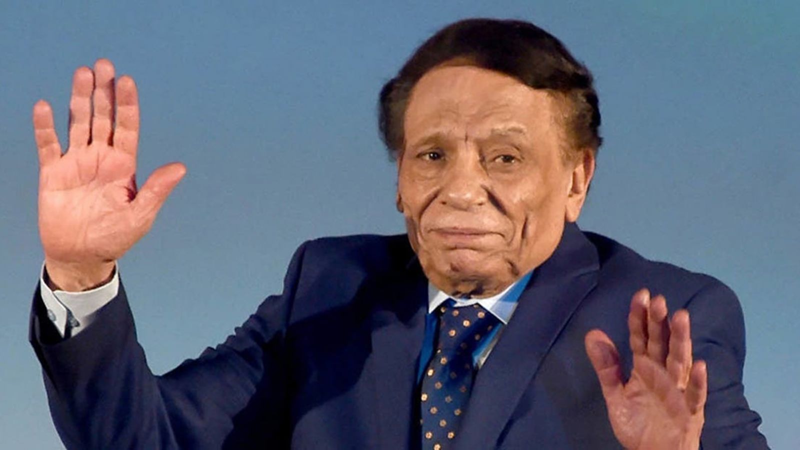 شقيق عادل إمام يكشف حقيقة إصابة الزعيم بـ آلزهايمر