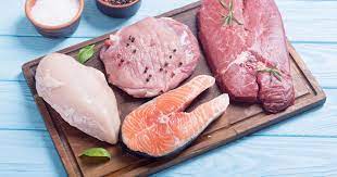 اللحوم الحمراء والأسماك
