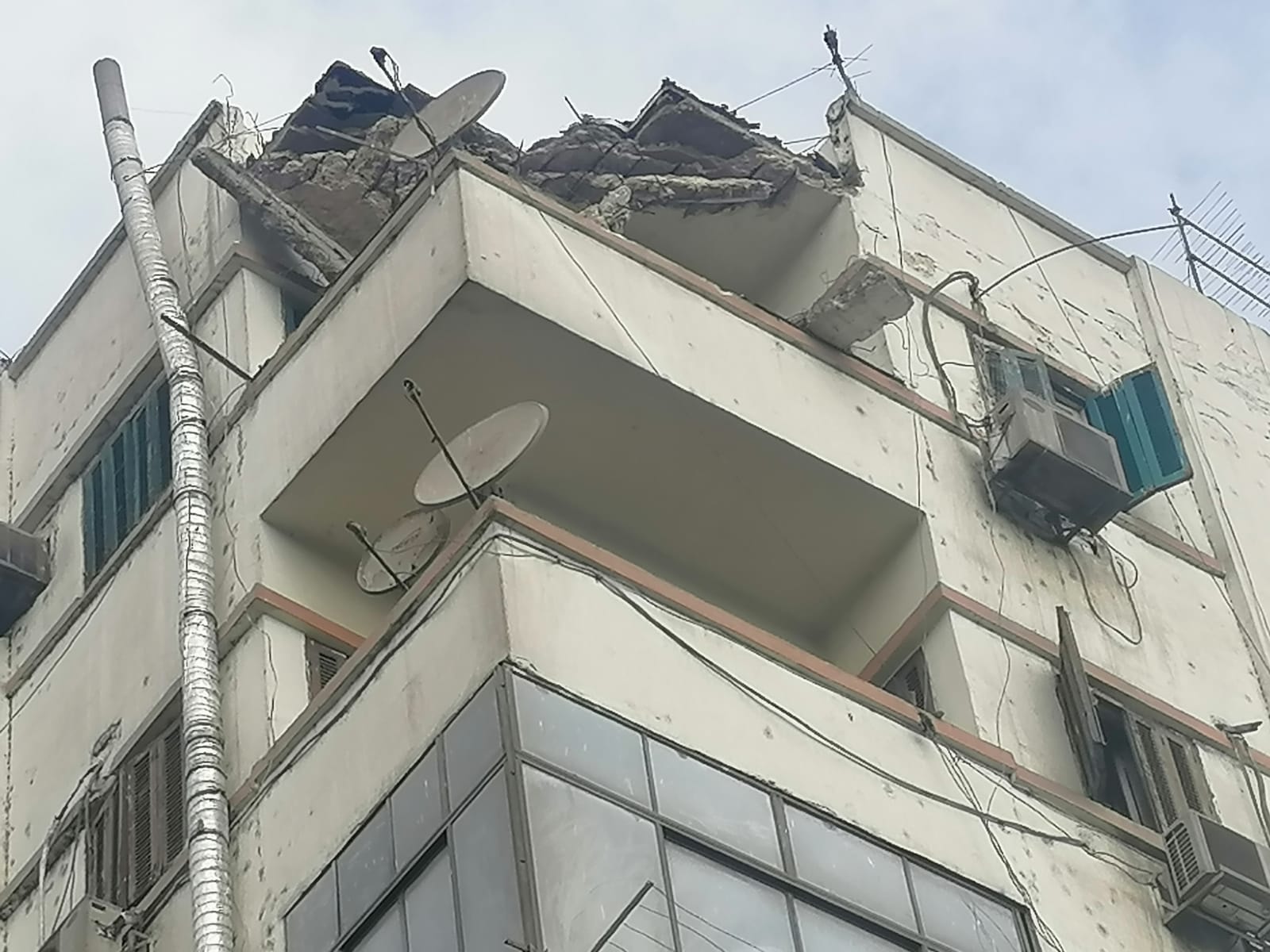 انهيار بلكونة في الجيزة