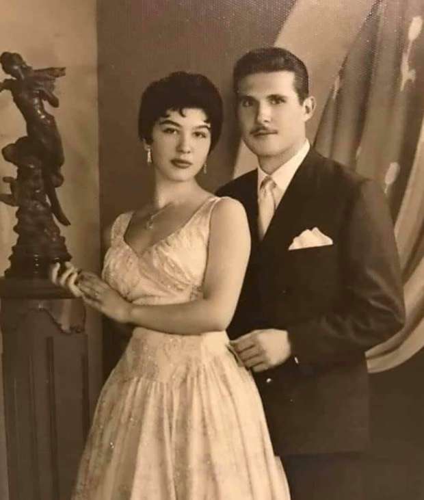 شويكار وزوجها