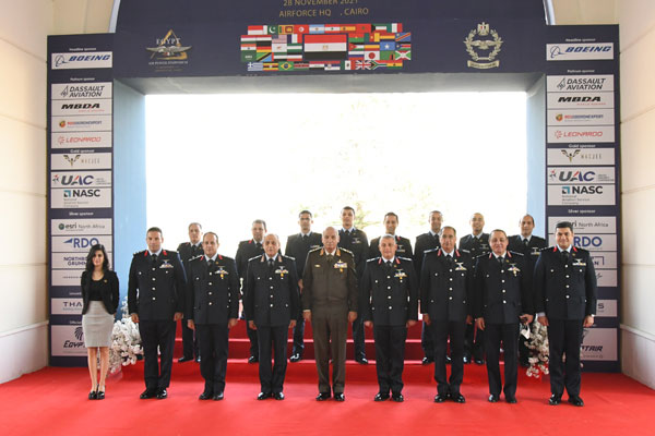 وزير الدفاع يشهد فعاليات المنتدى الدولى الأول للقوات الجوية