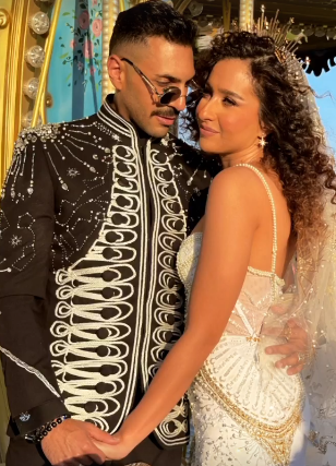 حسن أبو الروس وزوجته