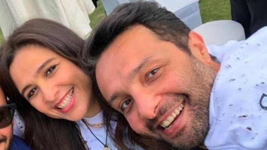 ياسمين عبد العزيز وشقيقها