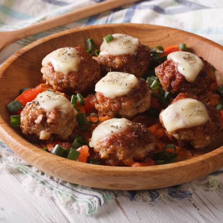 كرات اللحم بالجبن