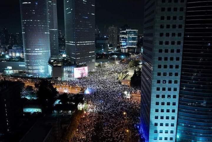 نتنياهو يتراجع ويؤجل تشريع إصلاح القضاء