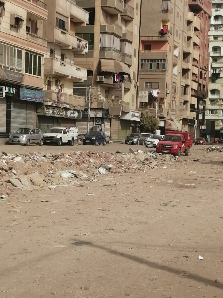 الإهمال يضرب شوارع المنصورة " حفر و ناتج هدم و مطبات"