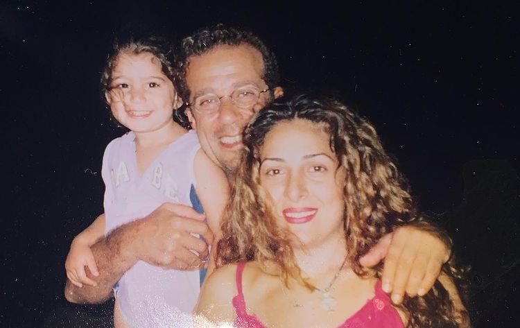 شريف منير وزوجته