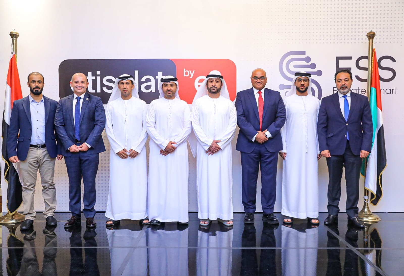 اتصالات تتعاون مع ESS الإماراتية لتقديم أحدث الحلول التكنولوجية
