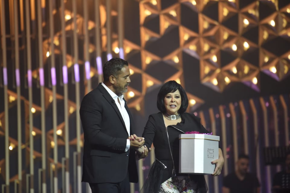 إسعاد يونس وامير كرارة