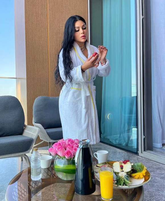 هيفاء وهبي بروب حمام