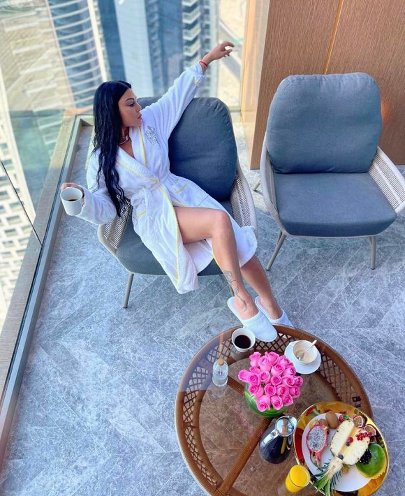 هيفاء وهبي بروب حمام 