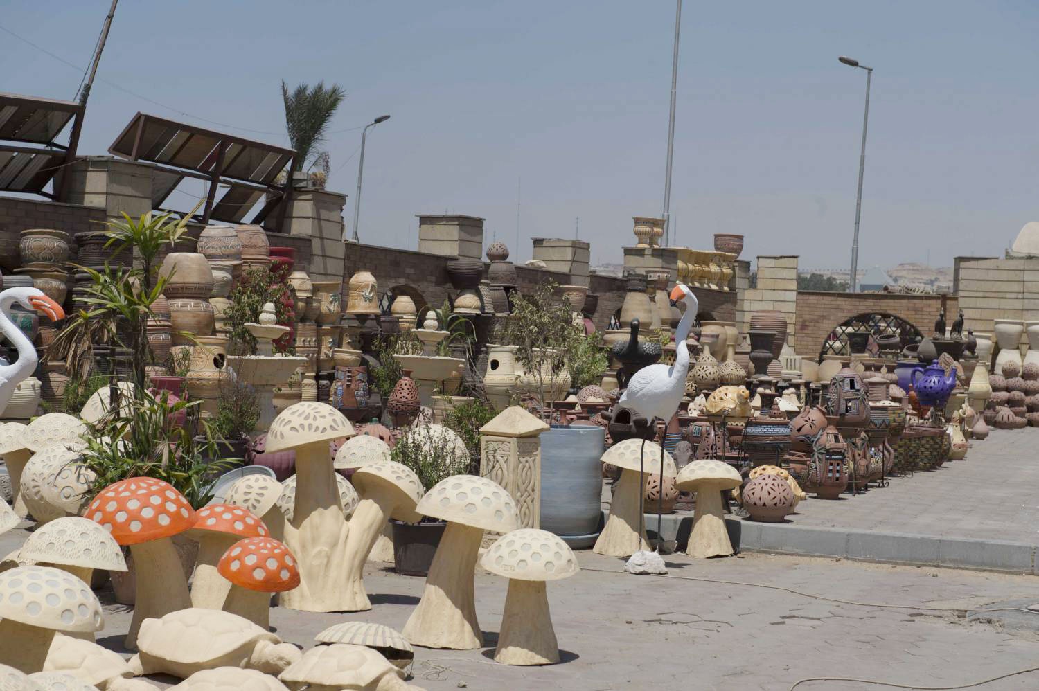 قرية الفواخير