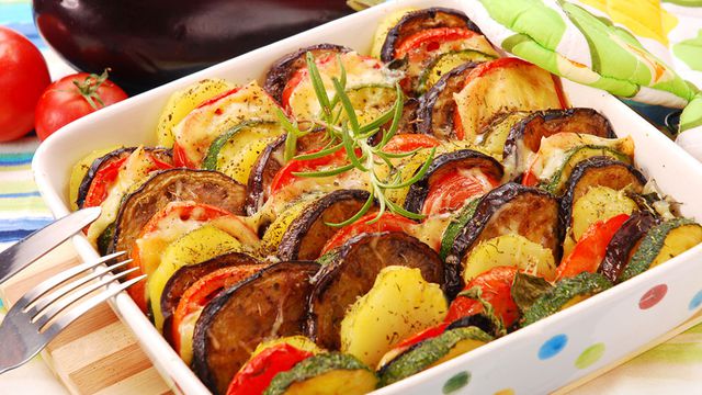 أقراص باذنجان باللحمة