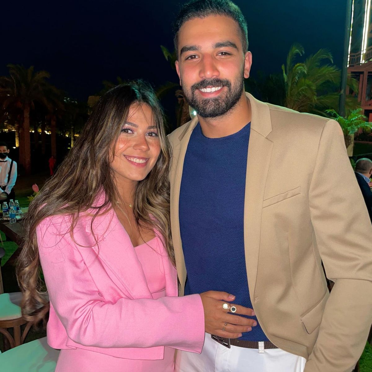 حازم إيهاب وزوجته