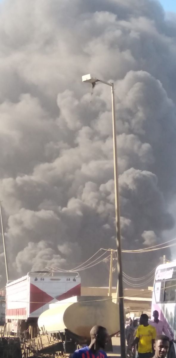 حريق ضخم في سوق أم درمان السودان