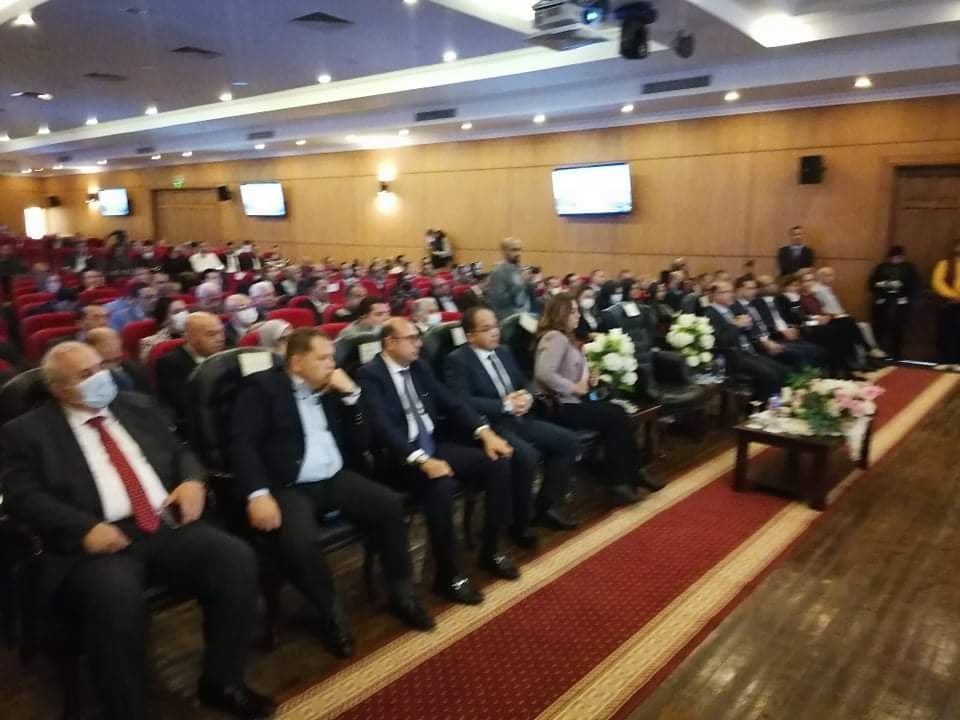 بالصور.. بدء فعاليات مؤتمر البورصة للتنمية بمحافظة بورسعيد