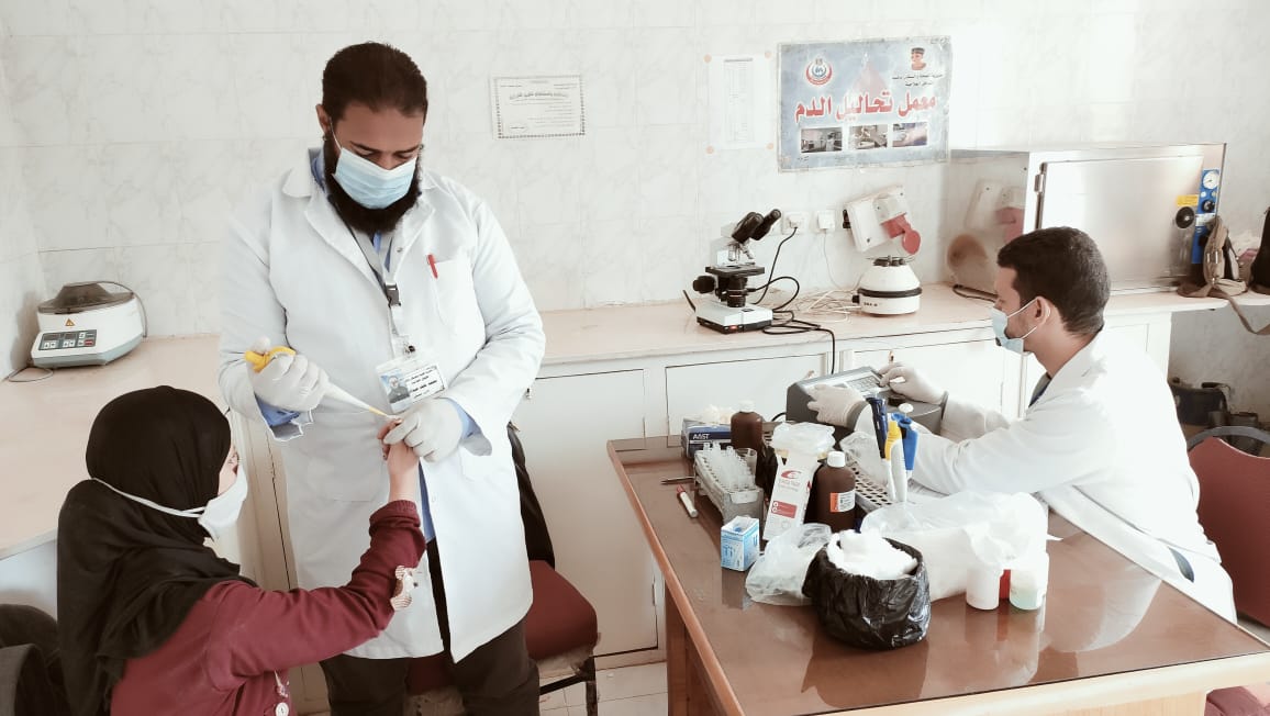 صحة المنيا: خدمات طبية وعلاجية لـ 1880 مواطن ببنى مزار