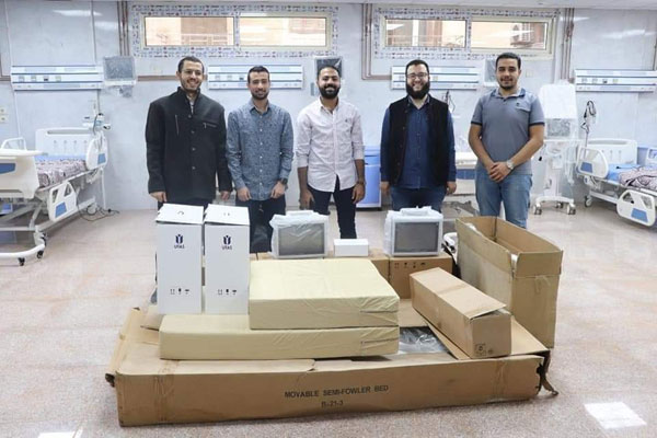 صور.. أطباء الدفعة 52 بطب بنين الأزهر يتبرعون بنصف مليون جنيه لصالح المرضى