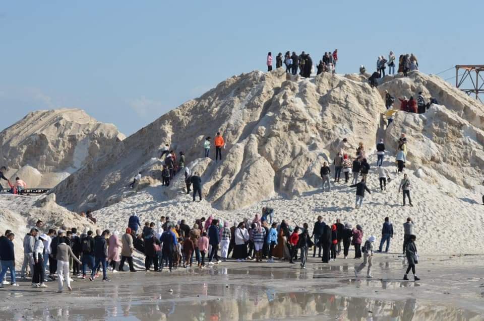 جبال الملح  ببورفؤاد مزار سياحي جديد  بديل للجليد