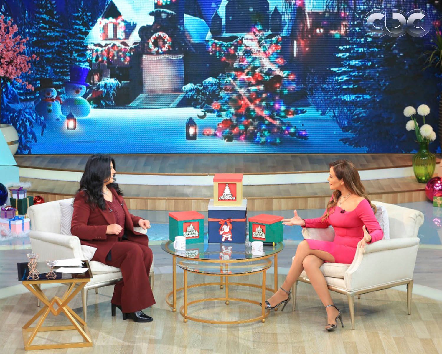 منى الشاذلي وكارول سماحة