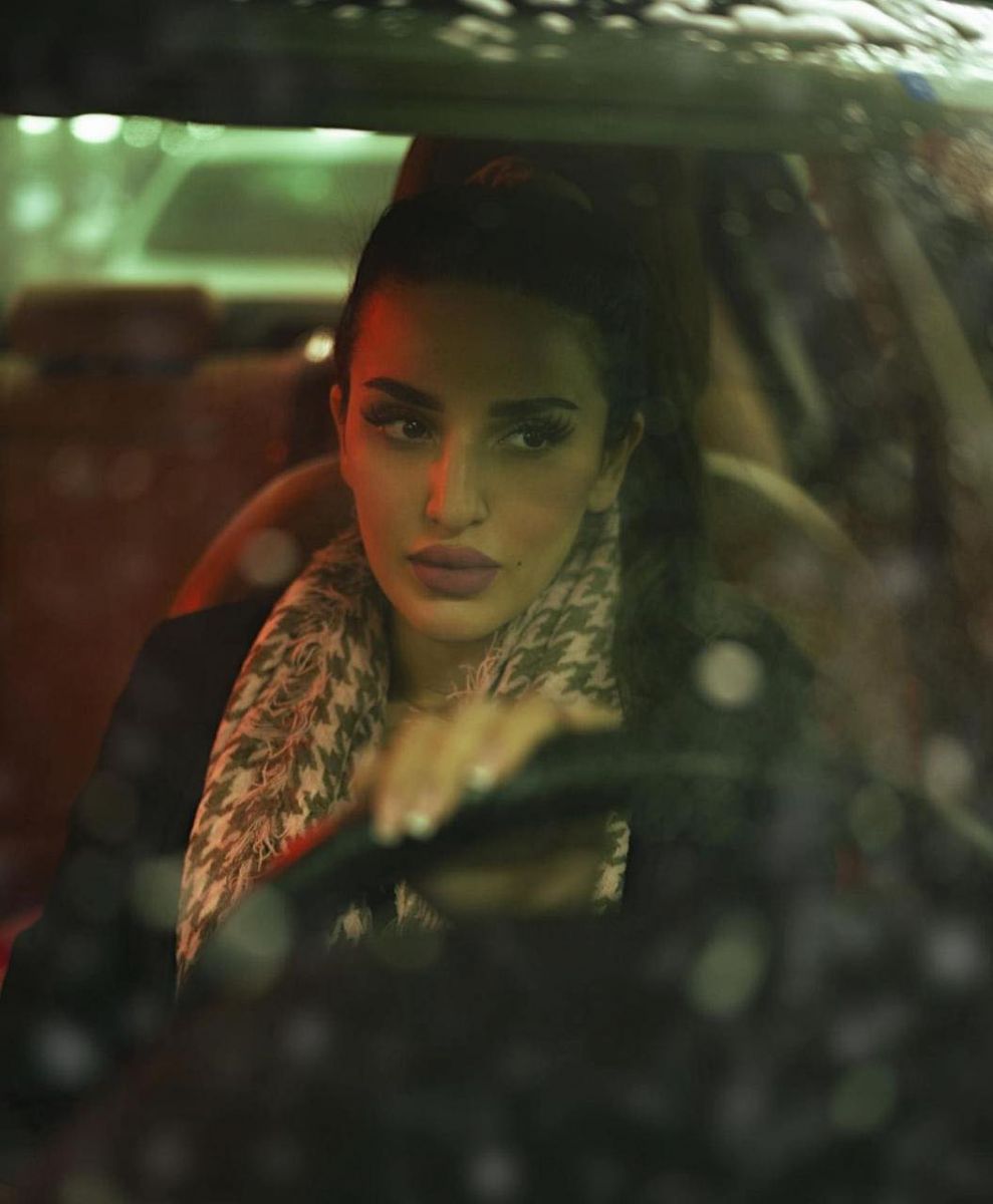 نور العزاوي