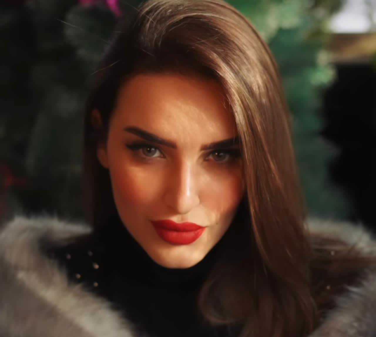 نور العزاوي