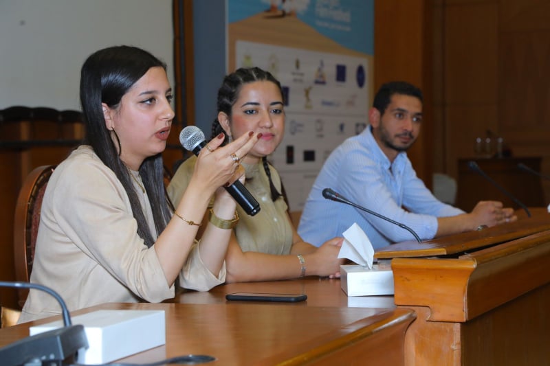 صناع الأفلام القصيرة في مهرجان أسوان