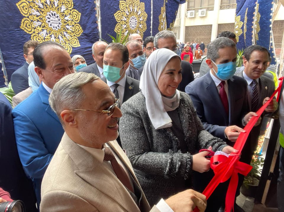 جانب من زيارة نيفين القباج لجامعة طنطا