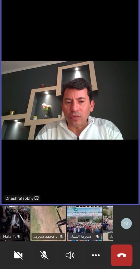 وزير الرياضة يطلق ماراثون رياضى بمشاركة ٢٧ ألف فتاة على مستوى الجمهورية إحتفالاً باليوم العالمى للمرأة 
