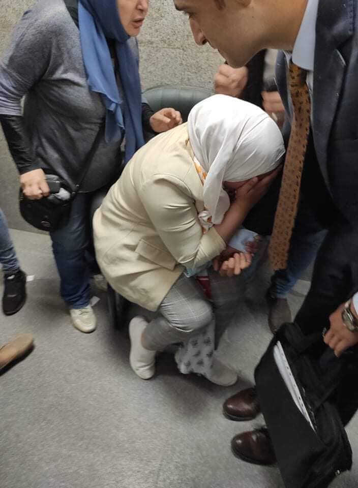 صراخ أبنة علاء حسانين عقب الحكم عليه