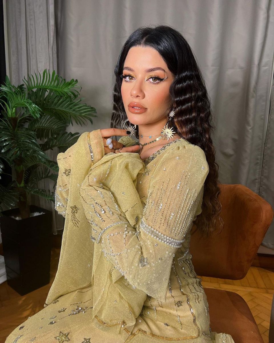 سينتيا خليفة