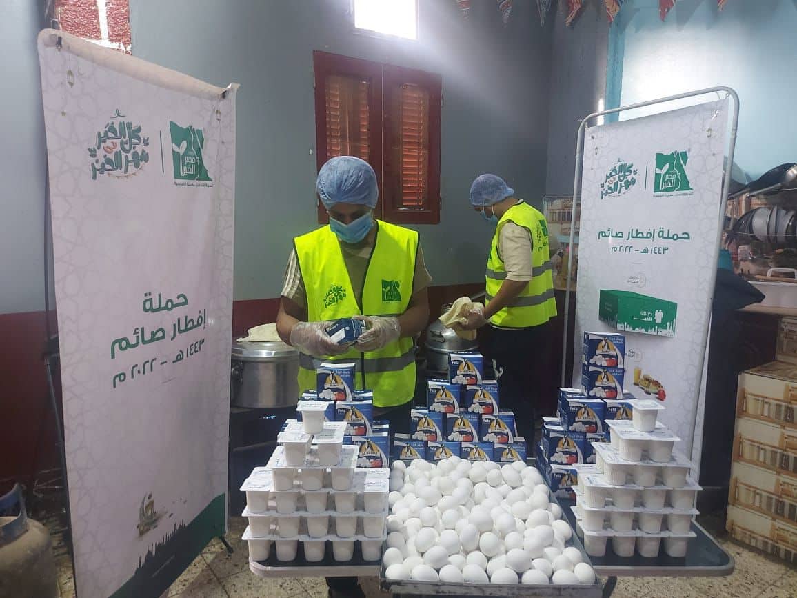 مصر الخير توزع 670 ألف وجبة إفطار وسحور