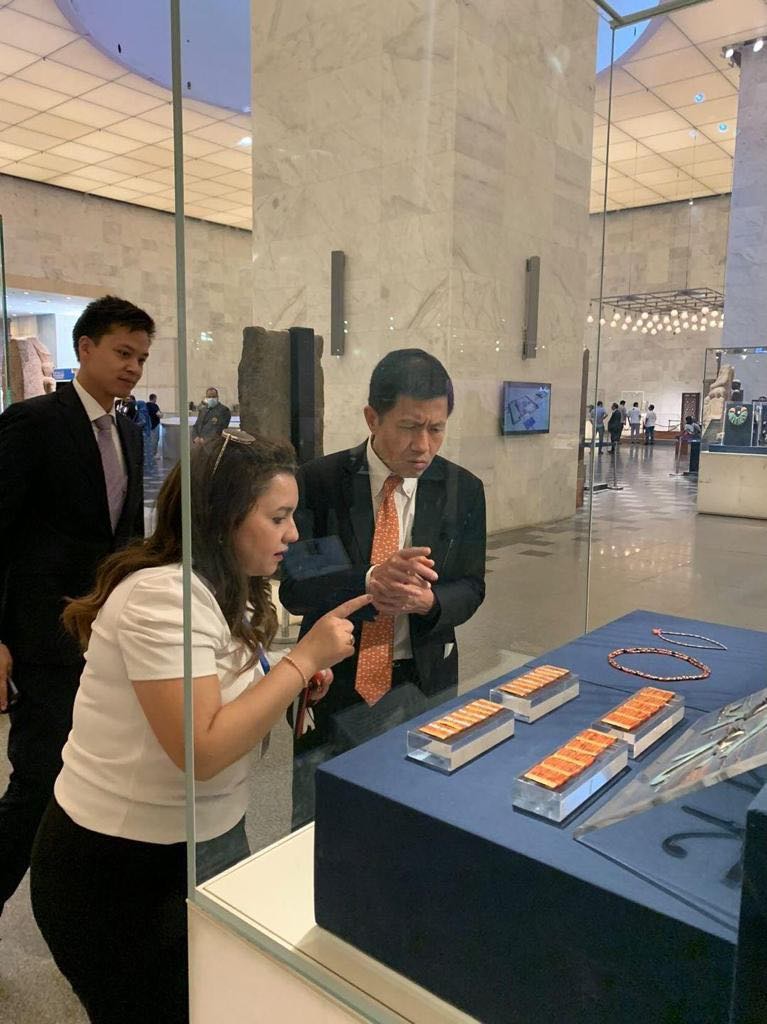 سفير تايلاند بالقاهرة يزور المتحف القومي للحضارة