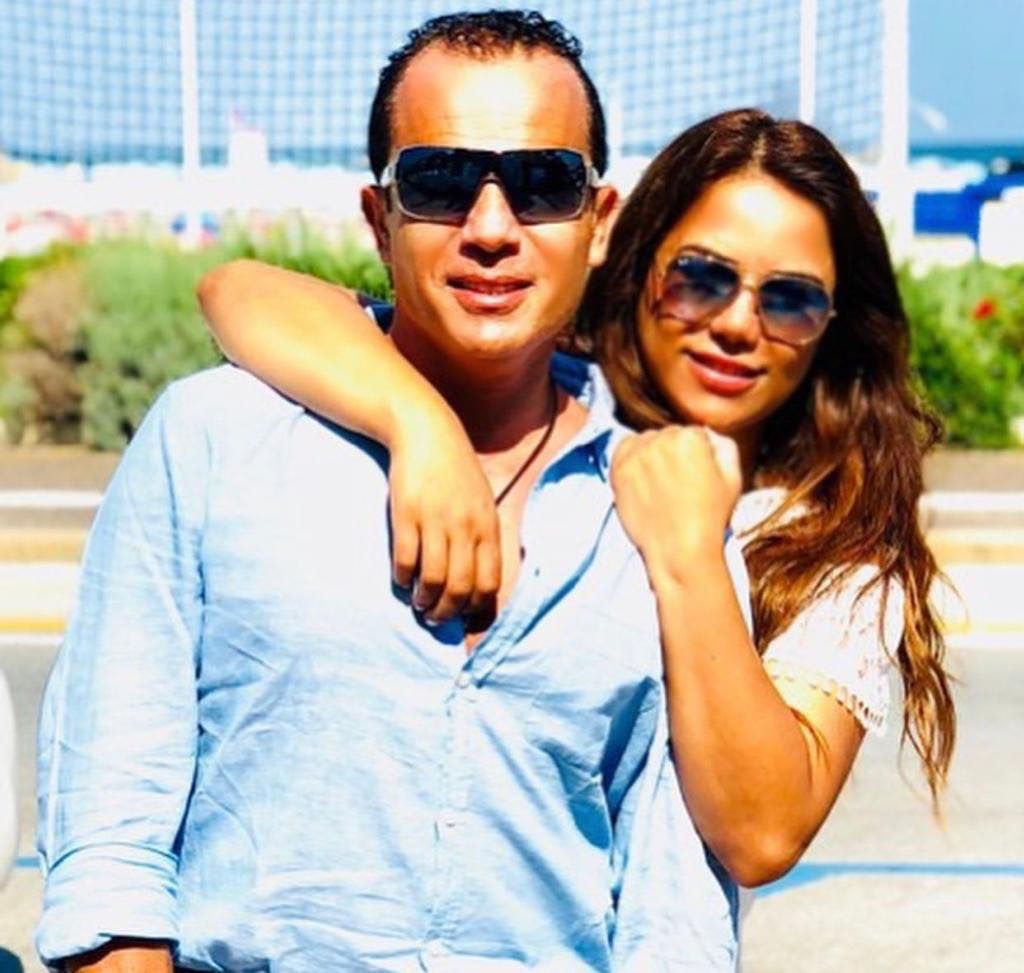 محمد الشقنقيري وزوجته