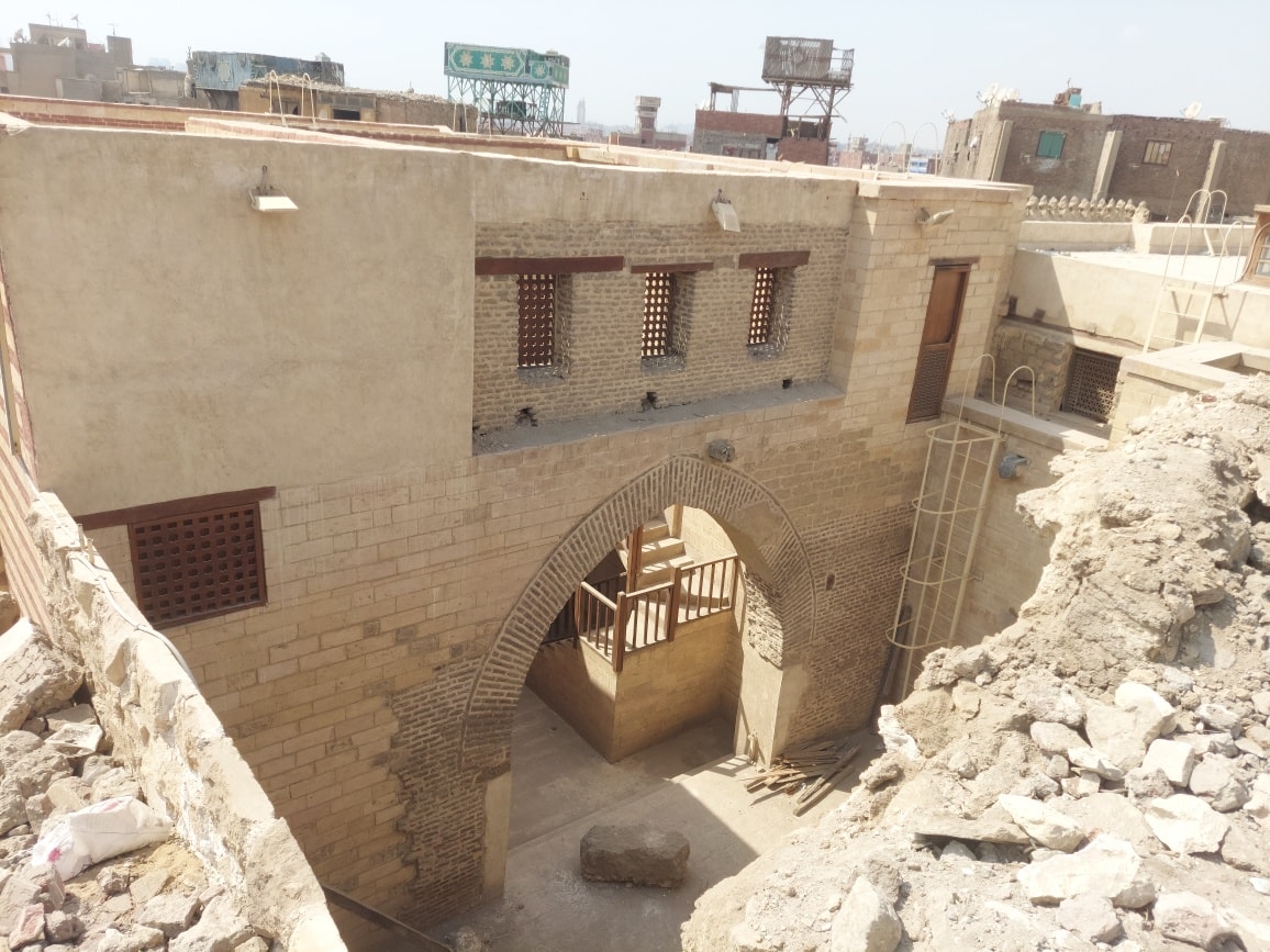 نائب محافظ القاهرة : جهود مكثفة لإعادة تأهيل منطقة بدرب اللبانة