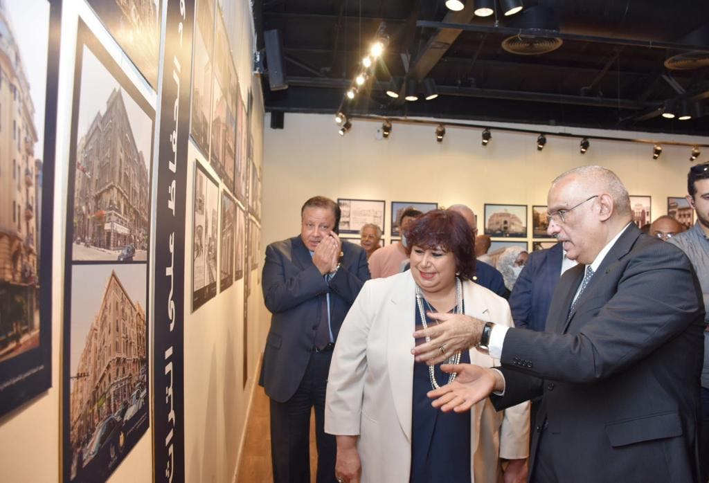 وزيرة الثقافة