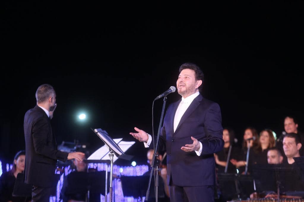 هاني شاكر يتألق بمهرجان السويس الأول للموسيقى والغناء.. صور
