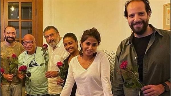 أبطال فيلم برة المنهج