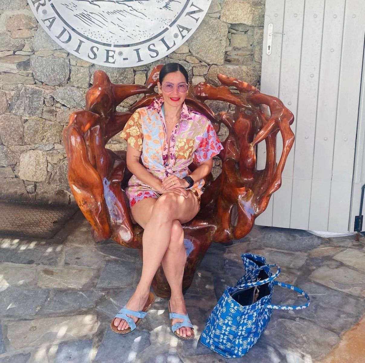 لقاء الخميسي