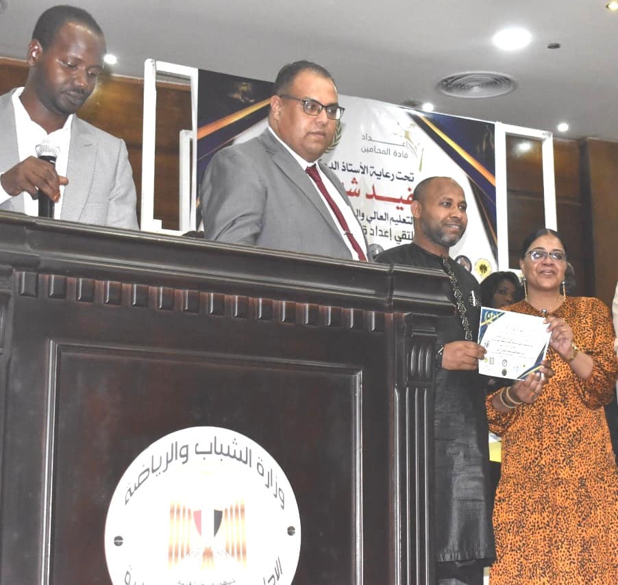 المرأة الافريقية: نسعى لتنمية قدرات الطلاب والطالبات الأفارقة بمصر