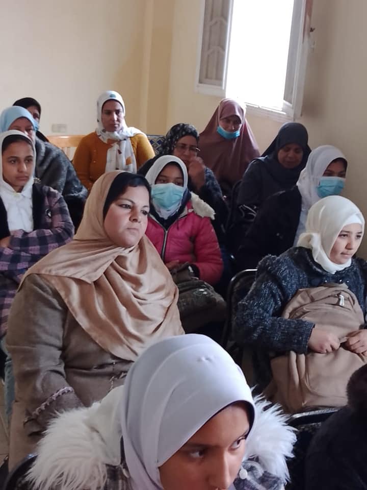 اثناء الندوة