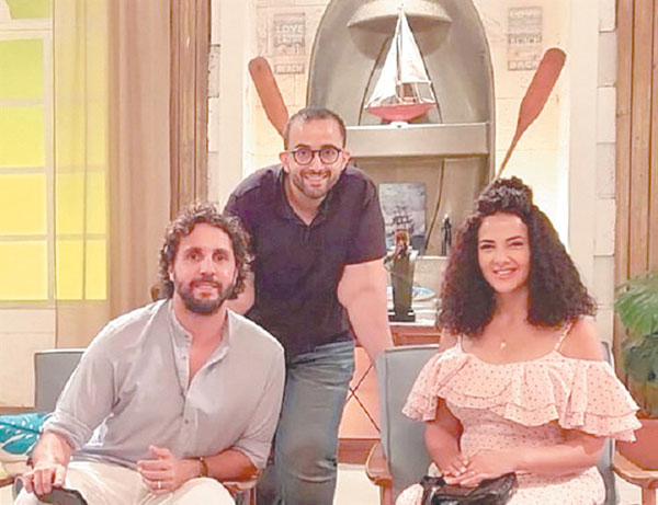 روح دلال عبدالعزيز تساند ابنتها فى أول بطولة سينمائية  15 مليونًا إيرادات «تسليم أهالي»