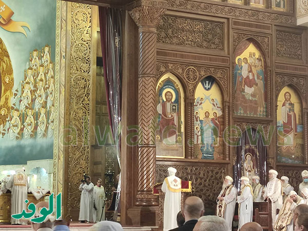 ألحان قبطية والبخور المقدس..أبرز مظاهر احتفال الأقباط بمرور ٦٠ عام على أسقفية الخدمات (صور وفيديو)